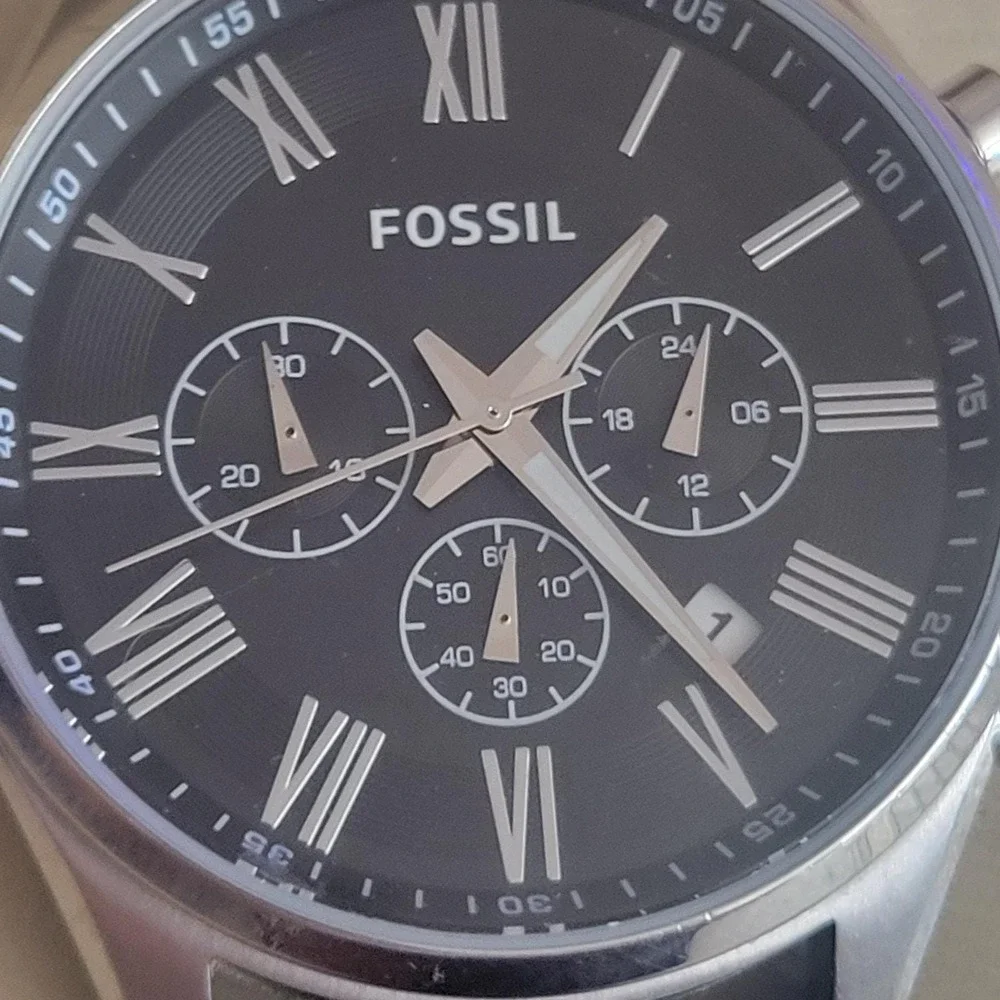 Fossil Grant Chronograph Watch Mens Black Silver Leather Band Roman Num FS4812‎